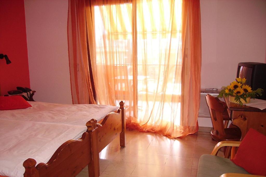 Hotel Elvetico Locarno Quarto foto